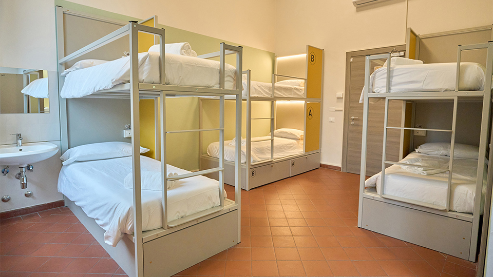 lucca hostel